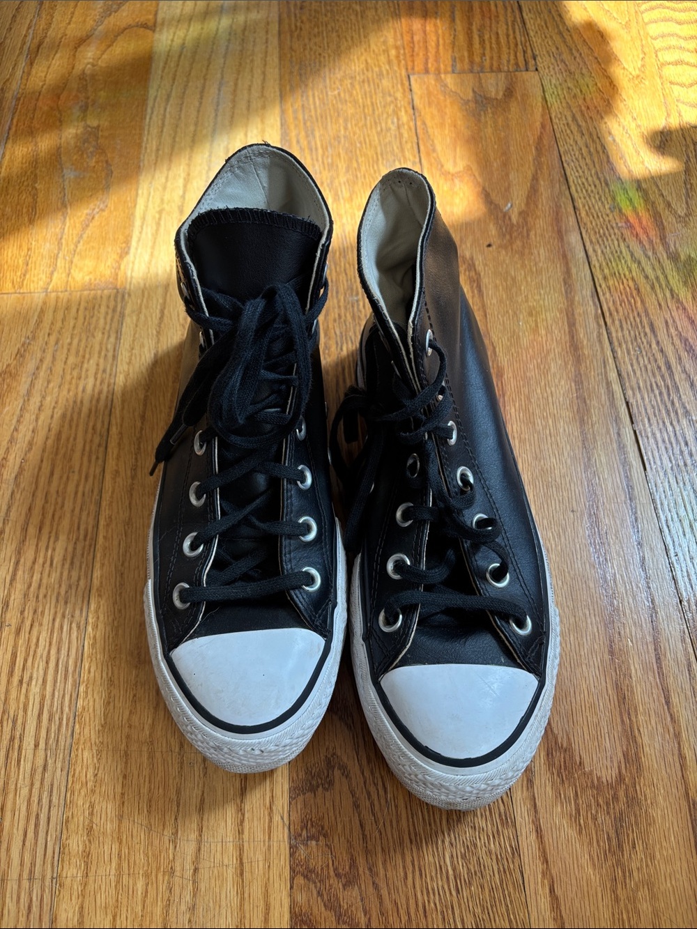 Converse Black and White leather High-Top